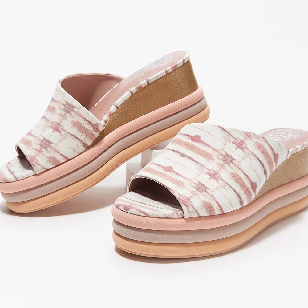 Vince Camuto Pendrea Soft Watercolor Mauve Open Toe Platform Heels Wedge Sandal